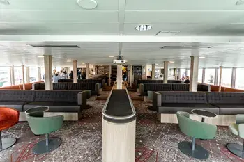Observation Lounge - Plancius - Oceanwide Expeditions