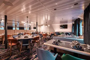 Restaurant - Plancius - Oceanwide Expeditions