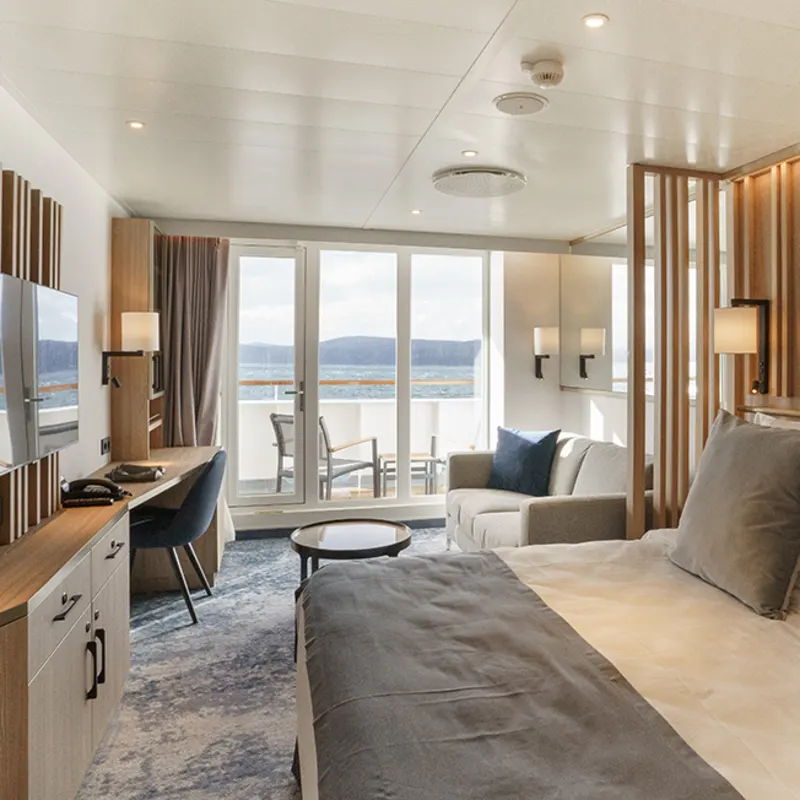 Standard Twin - Greg Mortimer - Aurora Expeditions