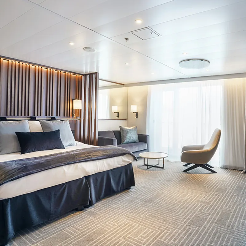 Deluxe Balcony Suite - Ultramarine - Quark Expeditions