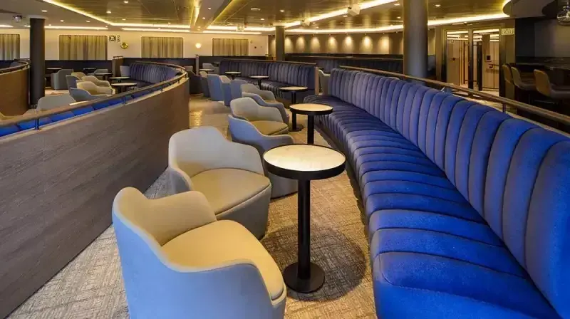 Auditorium - Ultramarine - Quark Expeditions