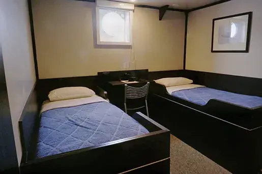 Standard Plus Twin - MV Ushuaia - Antarpply Expeditions